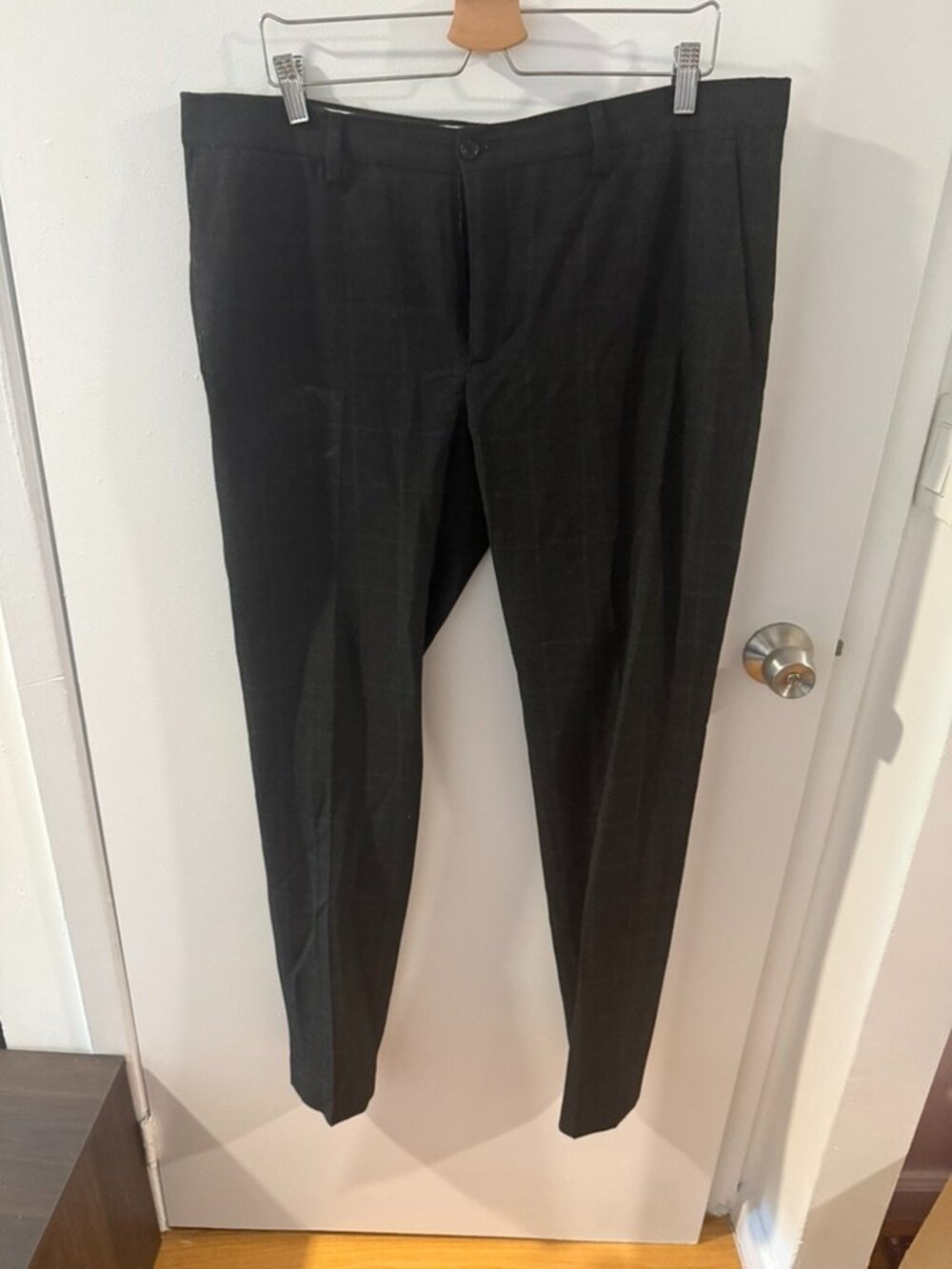 Men's Zara Dark Plaid Trousers